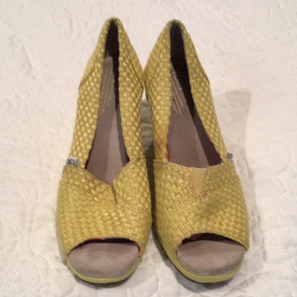 Toms basket weave wedges